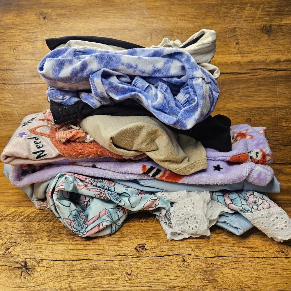 Girls lot Dress T shirts Tanks shorts Pajamas girls sz 6/6x 11 pieces